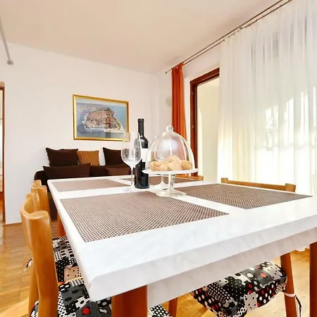 Bruno Apartment *