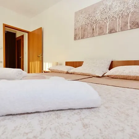 Apartment Bruno *