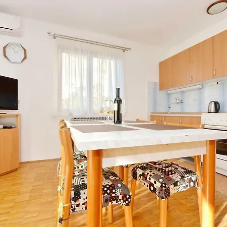 Apartment Bruno Zadar